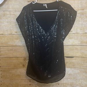 Studio Y sequin shirt 🛍